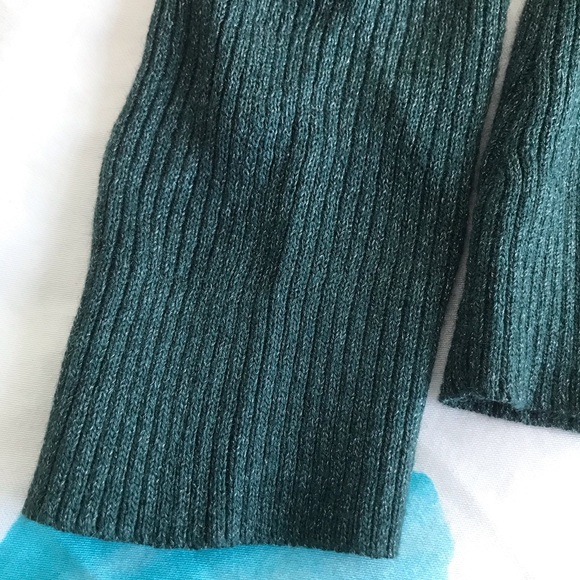 H&M SPARKLY V-NECK SWEATER - Picture 3 of 5